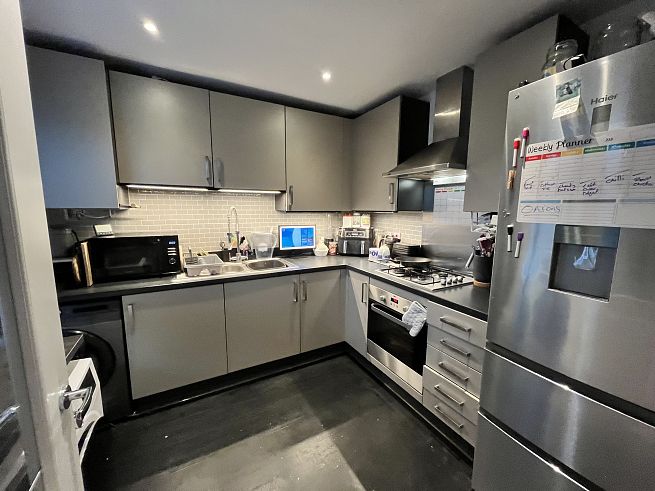 47 Robert Parker Road, Reading